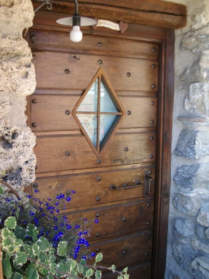 סיינט-פייר Le Petit Chateau De Vetan Cir 0023 מראה חיצוני תמונה